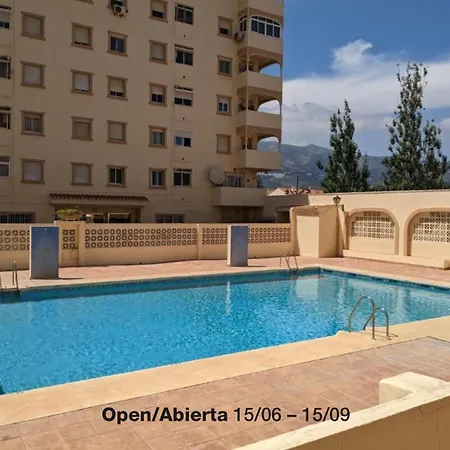 Sea View Penthouse Фуэнхирола